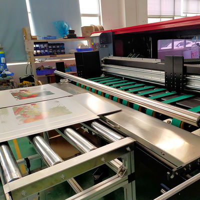 大判カメラのインクジェット・プリンタは波形箱のデジタル印刷を整備する